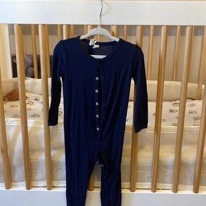 Kyte baby snap romper in Navy